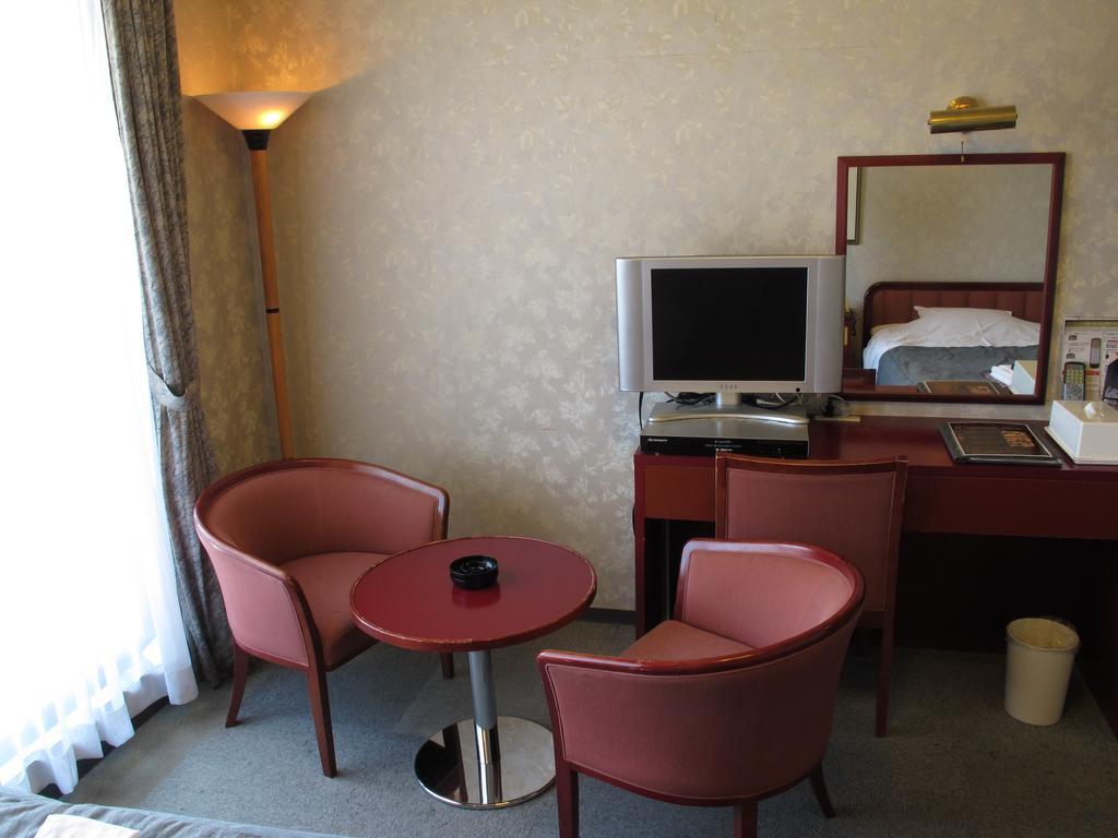 Hotel Platon Chikuma Экстерьер фото